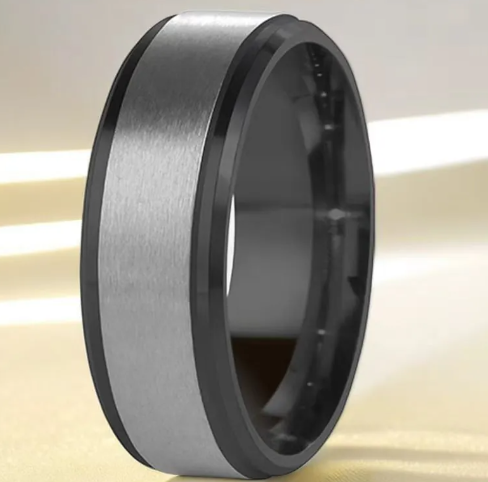 Anello semplice in acciaio