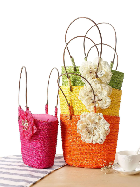 Borsa a Secchiello in Paglia di Frumento Intrecciata a Mano con Decorazioni Floreali